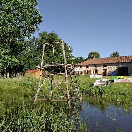 La Tribu De Lavaud Bed and Breakfast Saint-Quentin-sur-Charente Eksteriør billede